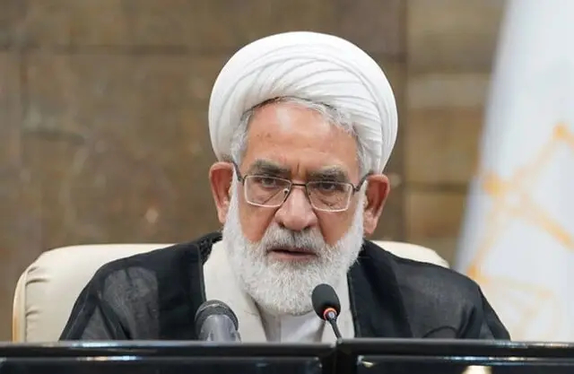 توقف پخش یک برنامه‌ مربوط به موسیقی با دستور قضایی/آخرین وضعیت پرونده های «تتلو» و «طوفان»