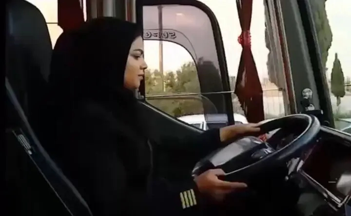 فرمان در دستان دو زن؛ جاده تهران از نگاه راننده نمونه خراسان شمالی