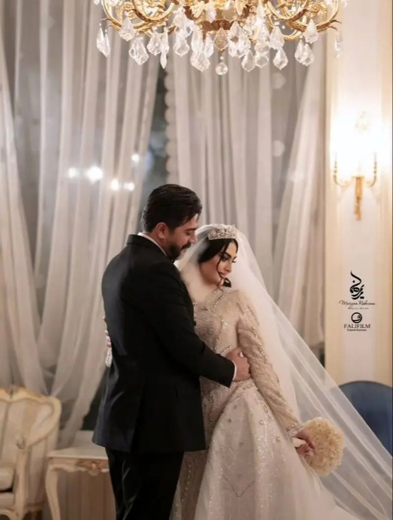 مریم مومن