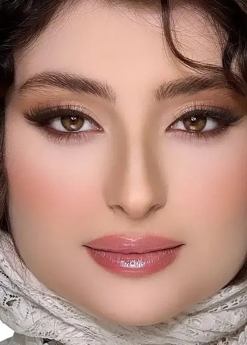سارا و نیکا