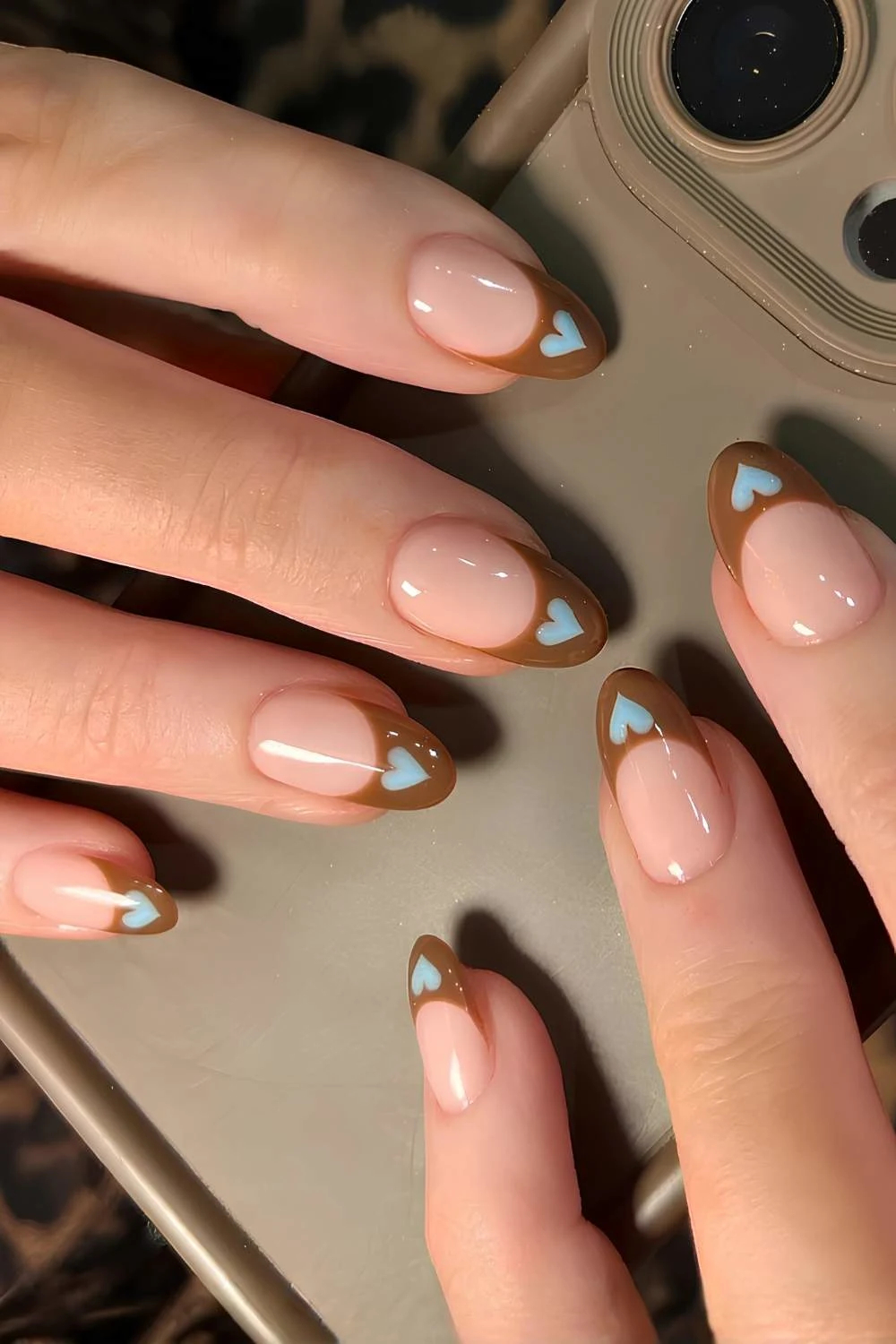 مدل ناخن فرنچ قهوه ای
