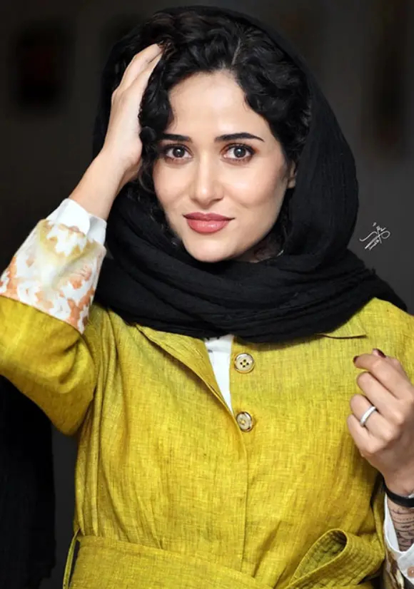 پریناز ایزدیار