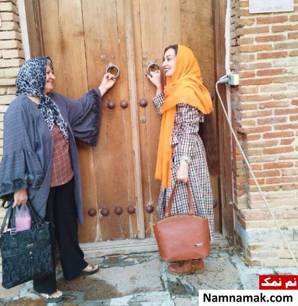 بهجت مظاهری و مادرش