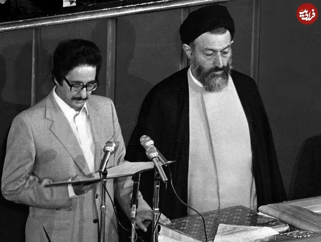 شهید بهشتی و ابوالحسن بنی‌صدر در مجلس؛ سال ۵۹