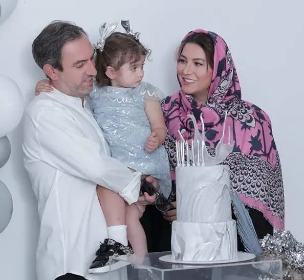 فریبا نادری