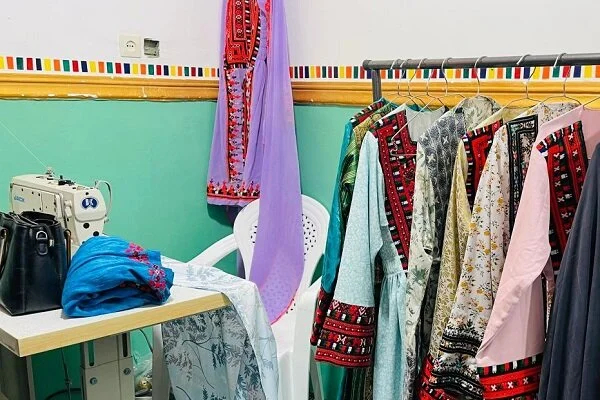 افتتاح کارگاه تولیدی در سراوان؛ اشتغال ۲۵ بانوی بلوچ