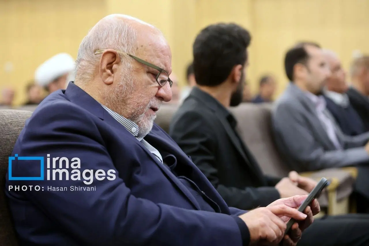 تصاویر: مجلس ترحیم اشرف بروجردی