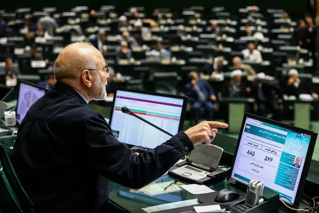 خلاصه اخبار ۳دی مجلس؛ امتناع از تمکین قبل از دریافت «مهریه»/پاسخ قالیباف به انتقادات