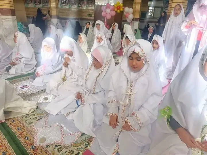 آغاز فصل بندگی در دلبران؛ جشن تکلیف دختران با رنگی از ایمان و شادی