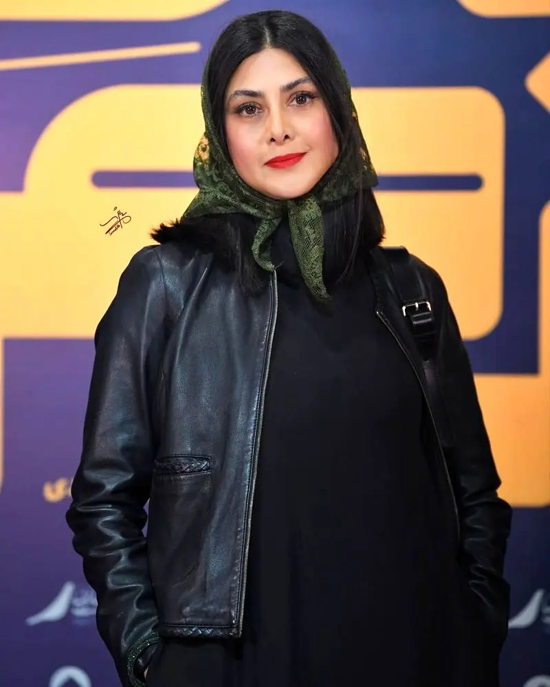 آزاده صمدی