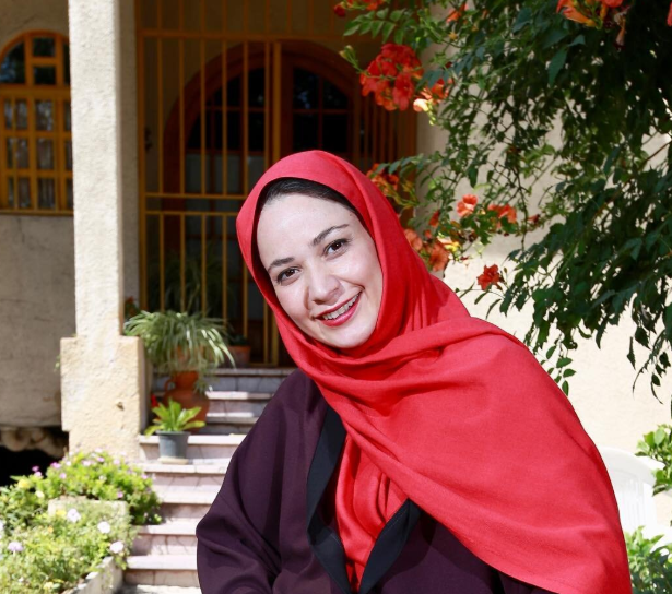 نسرین نصرتی (2)