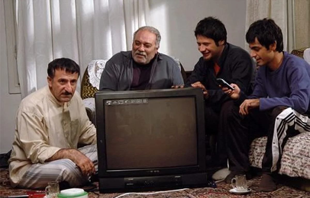 علی صادقی در سه در چهار