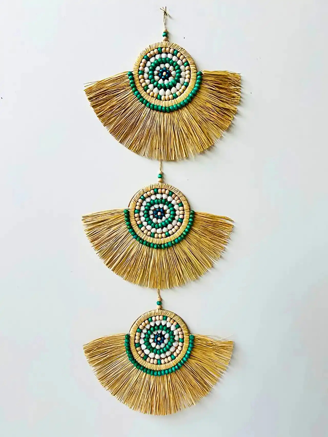 محافظ چشم زخم سنتی و مدرن 
