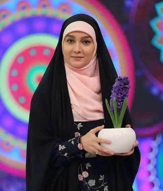 مژده خنجری