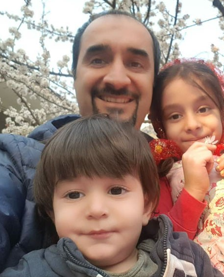 نیما کرمی و همسرش زینب زارع